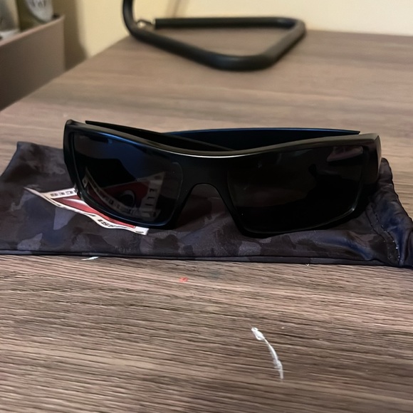 Oakley Elite SI Sunglasses - Picture 3 of 3
